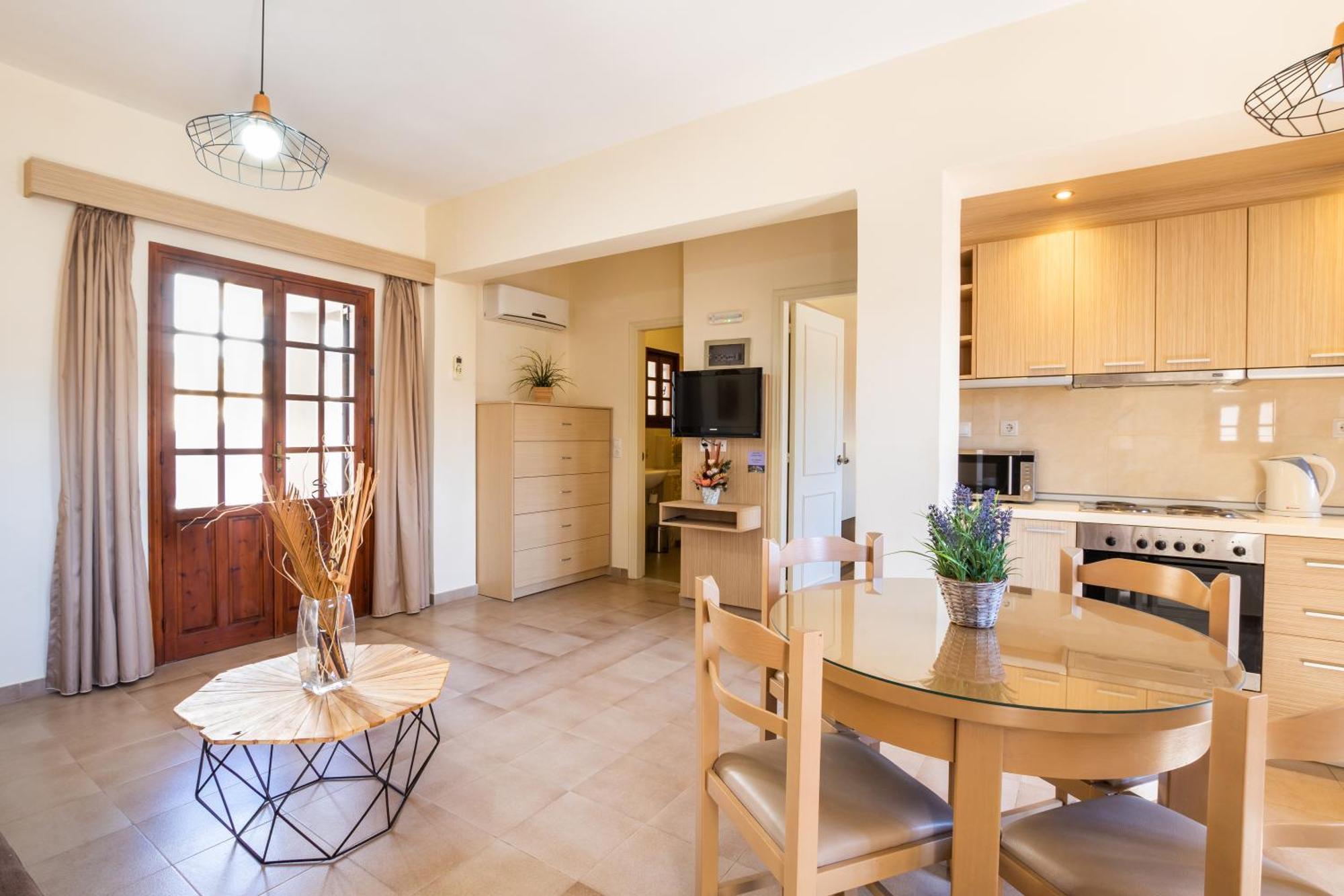 Aphrodite Luxury Studios & Apartments Kárpathosz Kültér fotó